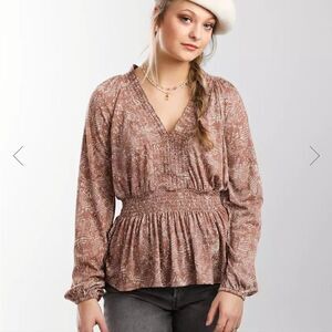 Buckle daytrip boho cottagecore blouse